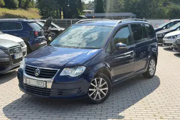 Volkswagen Touran 1,9TDI 77kW Freestyle 7míst - AutoBukáček