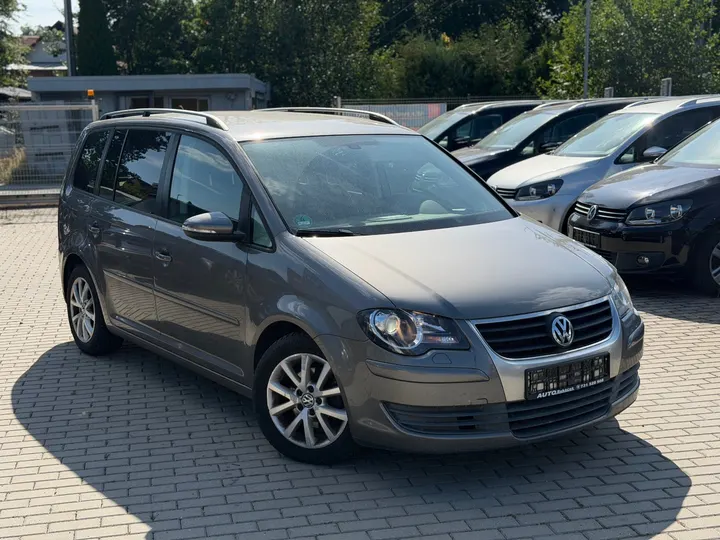 Volkswagen Touran 1,9TDI 77kW Freestyle - AutoBukáček