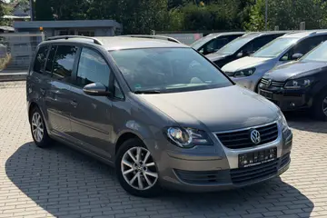 Volkswagen Touran 1,9TDI 77kW Freestyle - AutoBukáček