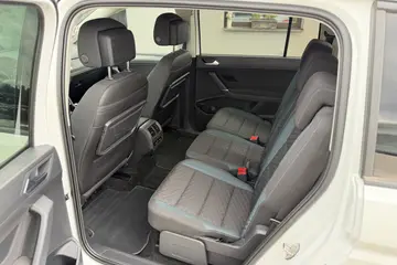 Volkswagen Touran 2,0TDI 110kW IQ.DRIVE 5míst - AutoBukáček