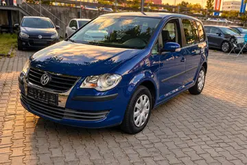 Volkswagen Touran 1,9TDI 77kW 5míst - AutoBukáček