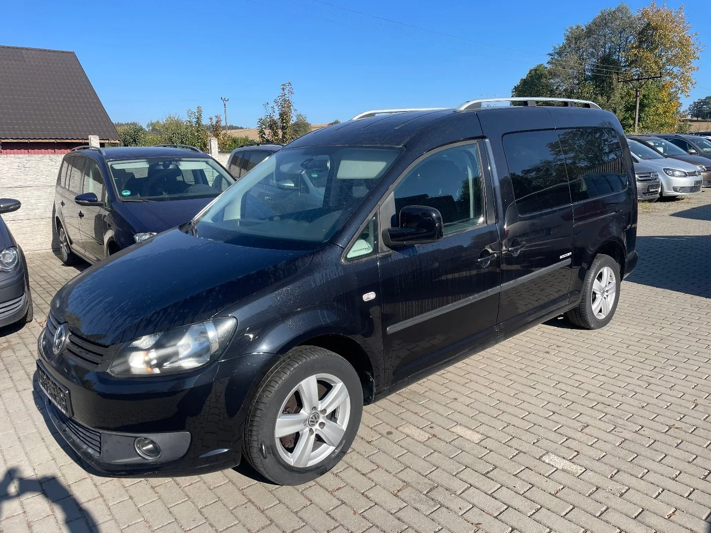 Volkswagen CADDY MAXI 7Mist 2,0TDI 103KW - AutoBukáček