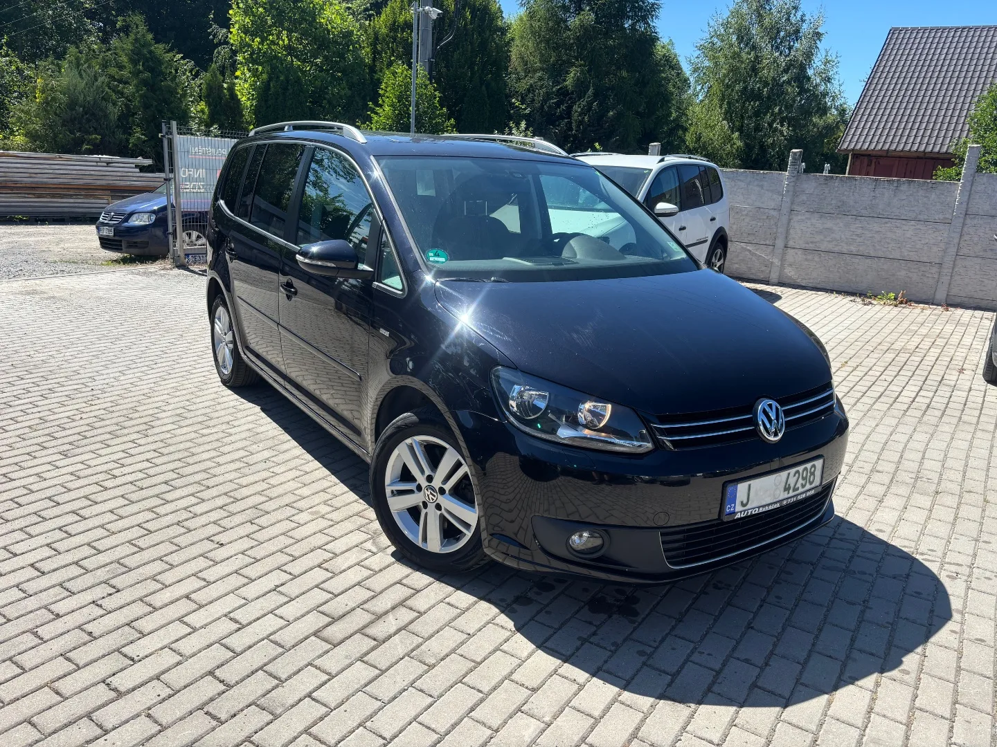 Volkswagen Touran 2.0 TDI 103kw MATCH - AutoBukáček