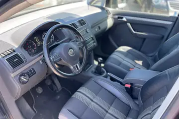 Volkswagen Touran 2,0TDI 103kW MATCH | Ojety vuz |... - fotografie 3