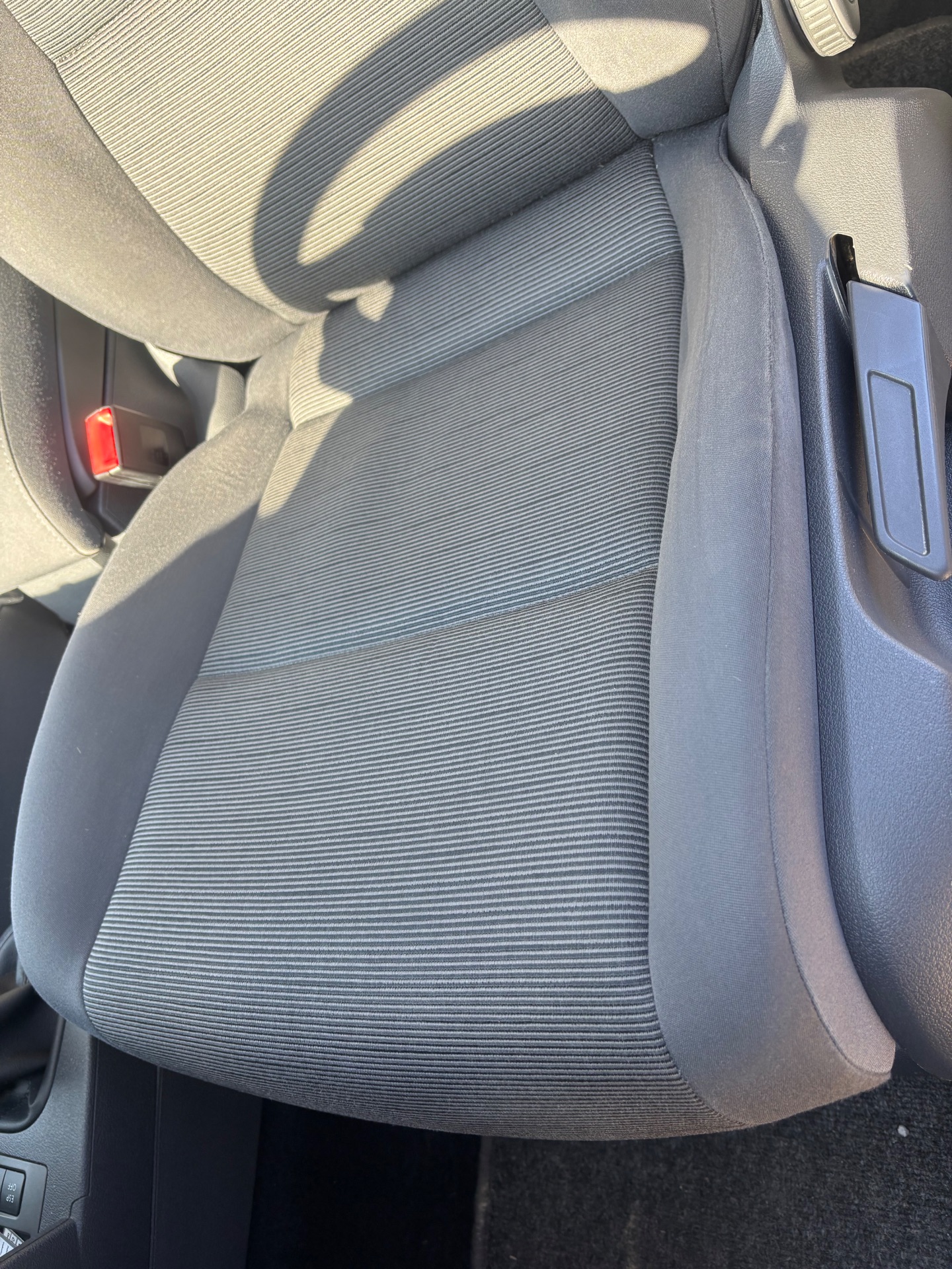 Volkswagen Touran  - pohled 5