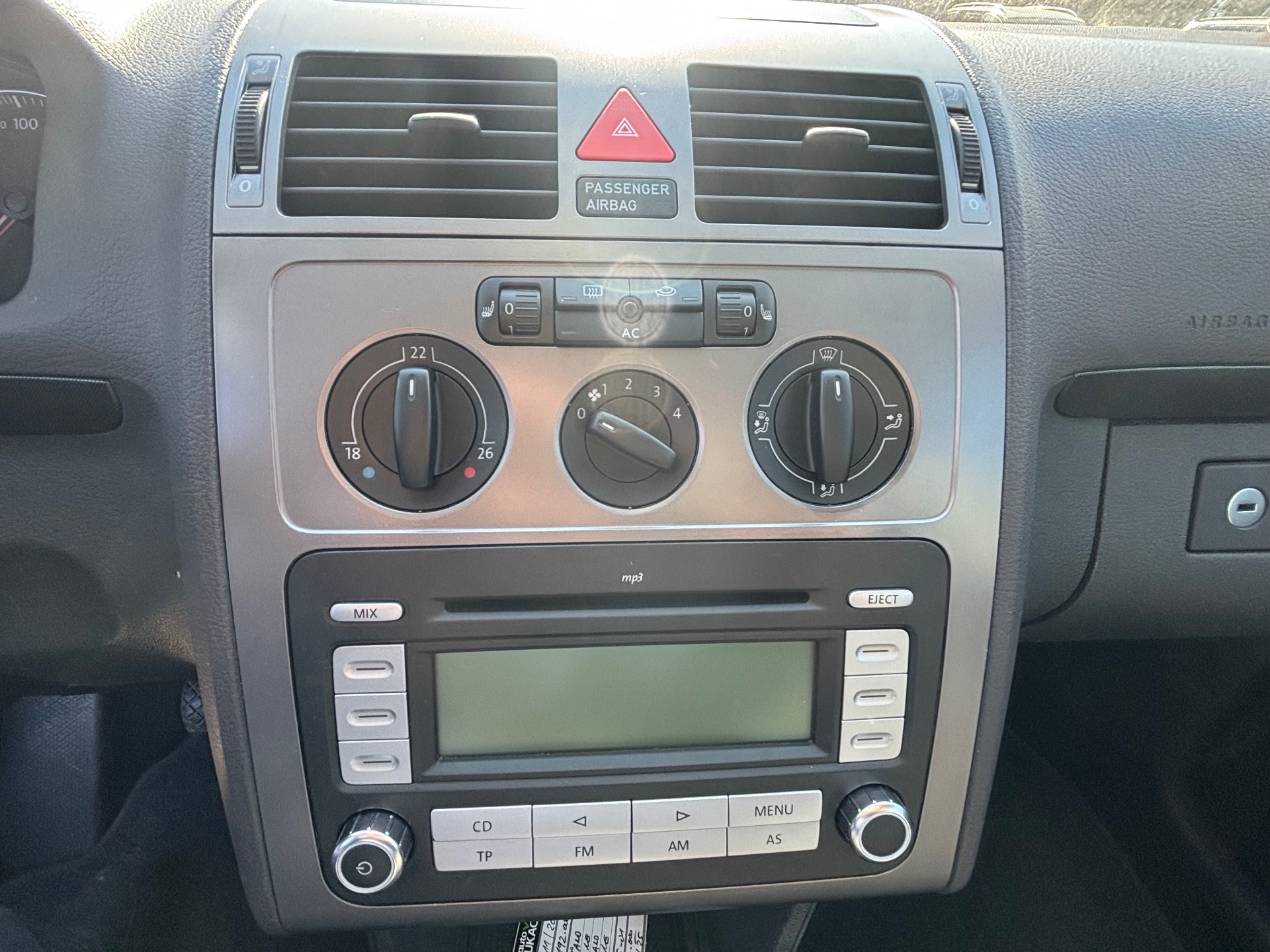 Volkswagen Touran  - pohled 10