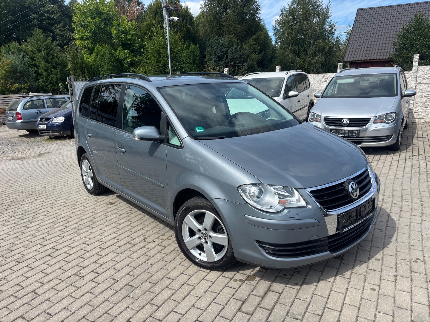 Volkswagen Touran UNITED 7-míst