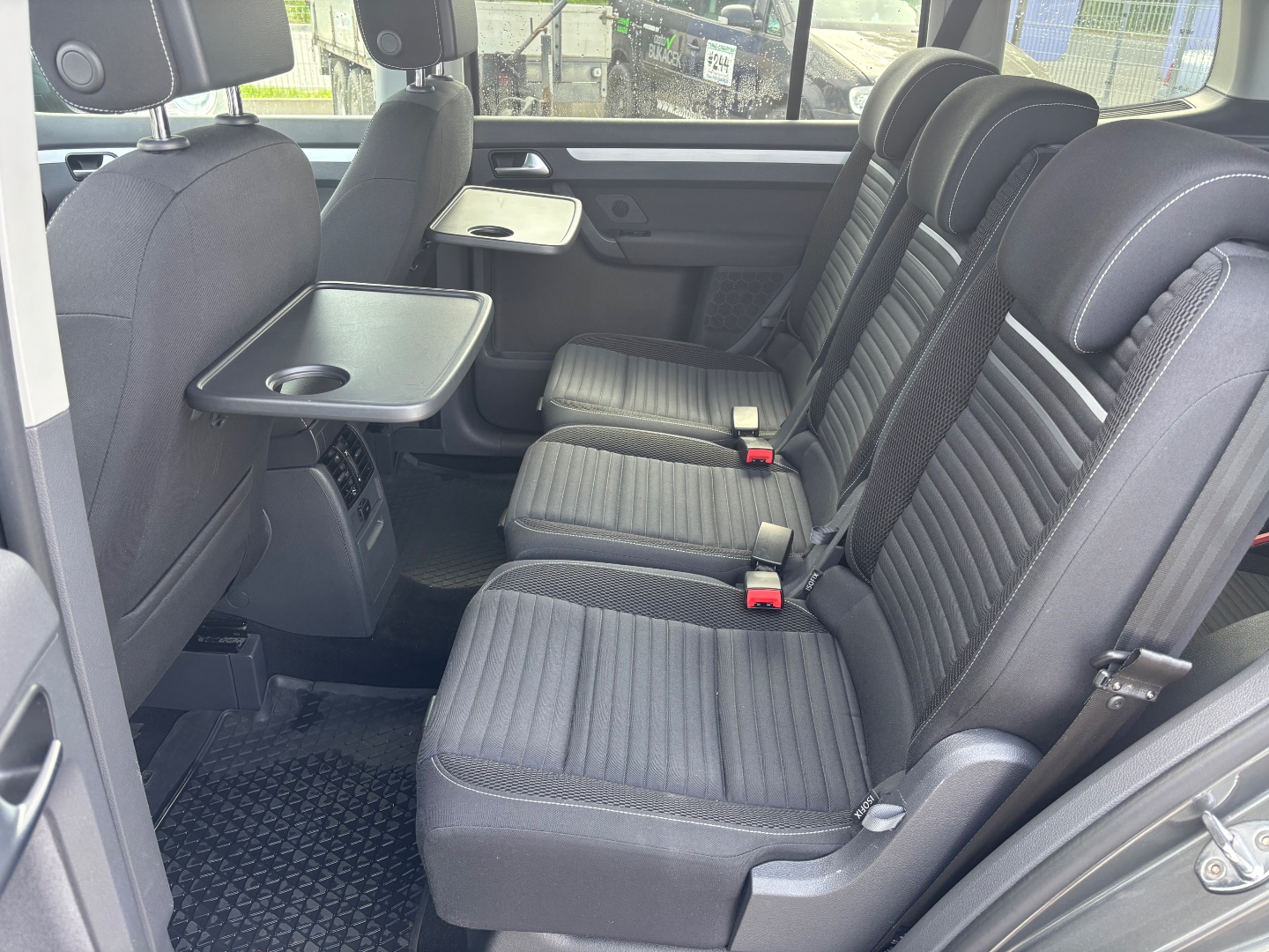 Volkswagen Touran CUP 7-míst - pohled 14