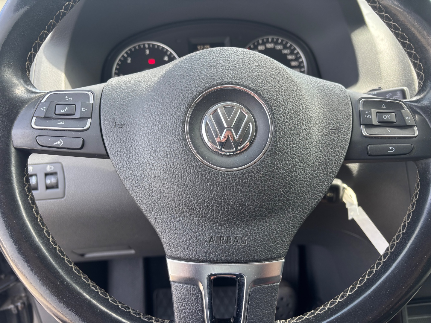 Volkswagen Touran CUP 7-míst - pohled 8