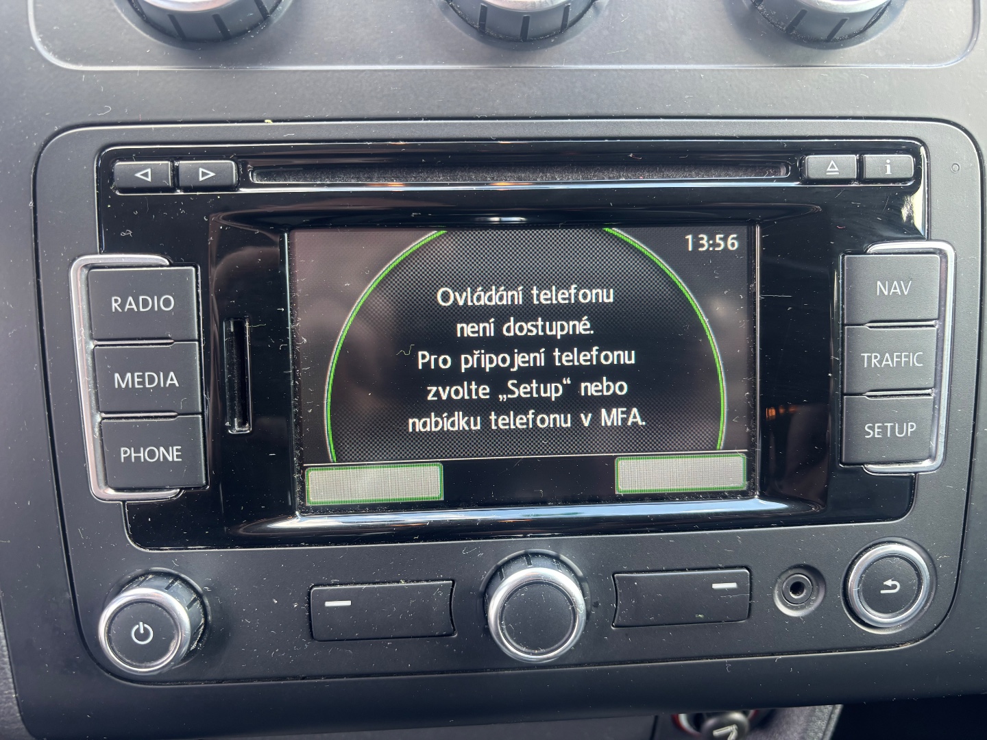 Volkswagen Touran LIFE - pohled 11