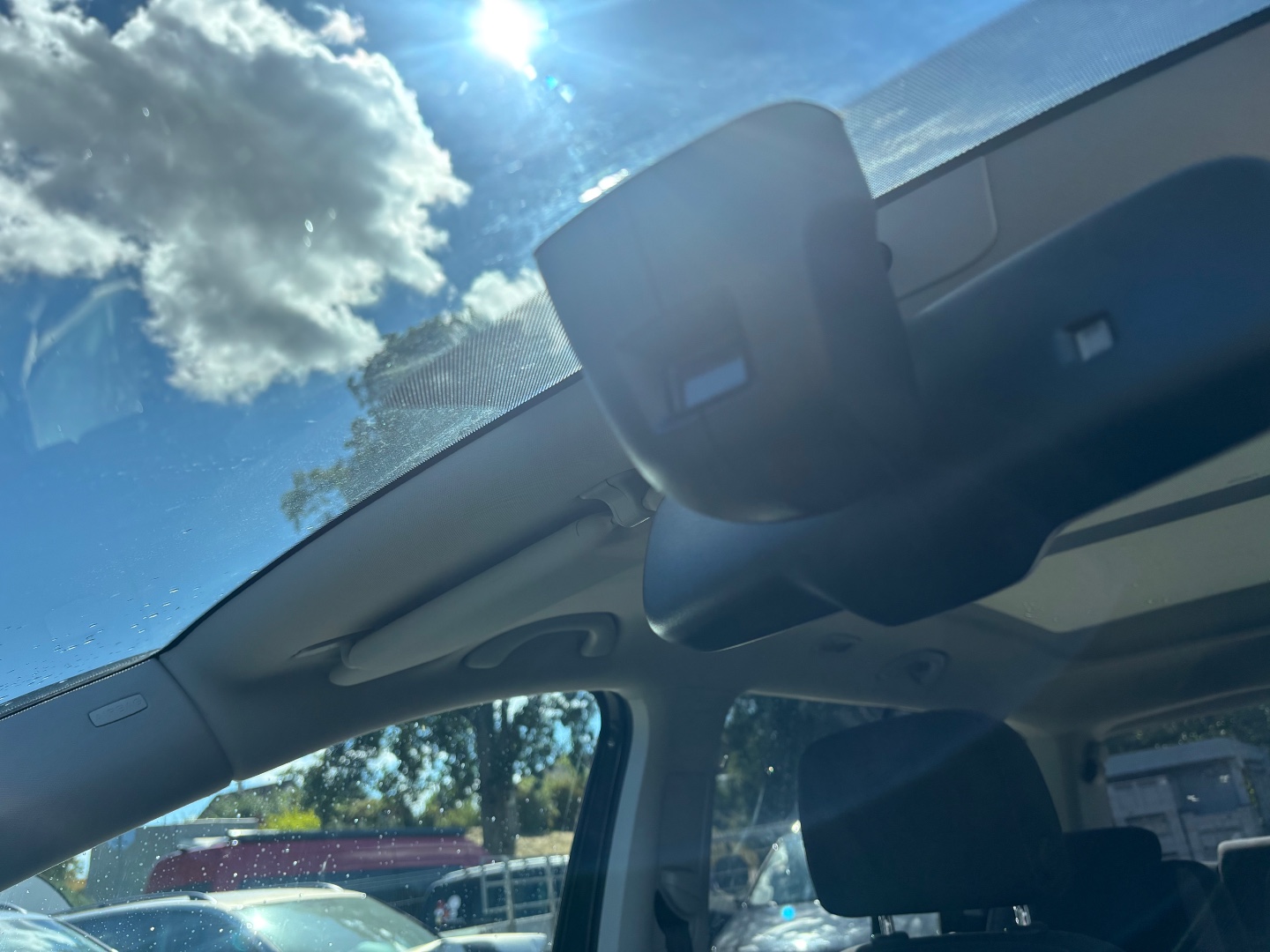 Volkswagen TOURAN LIFE DVD NAVI WEBASTO - pohled 20