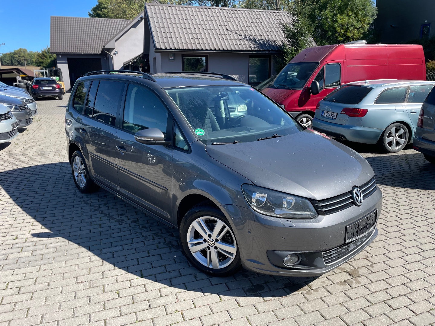 Volkswagen Touran 1,2TSI 77kW 4Friends 5míst  - hlavní pohled