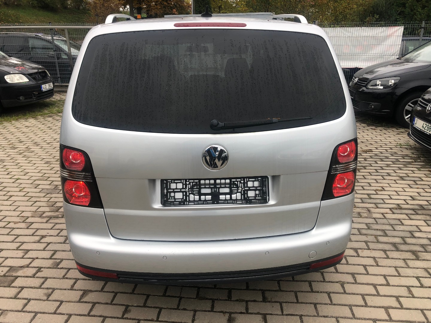 Volkswagen Touran 1,9TDI 77KW - pohled 4