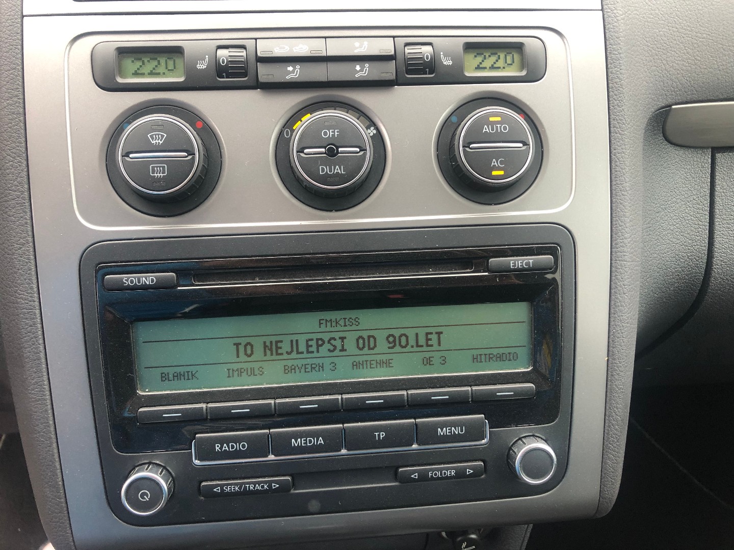 Volkswagen Touran 1,9TDI 77KW - pohled 7