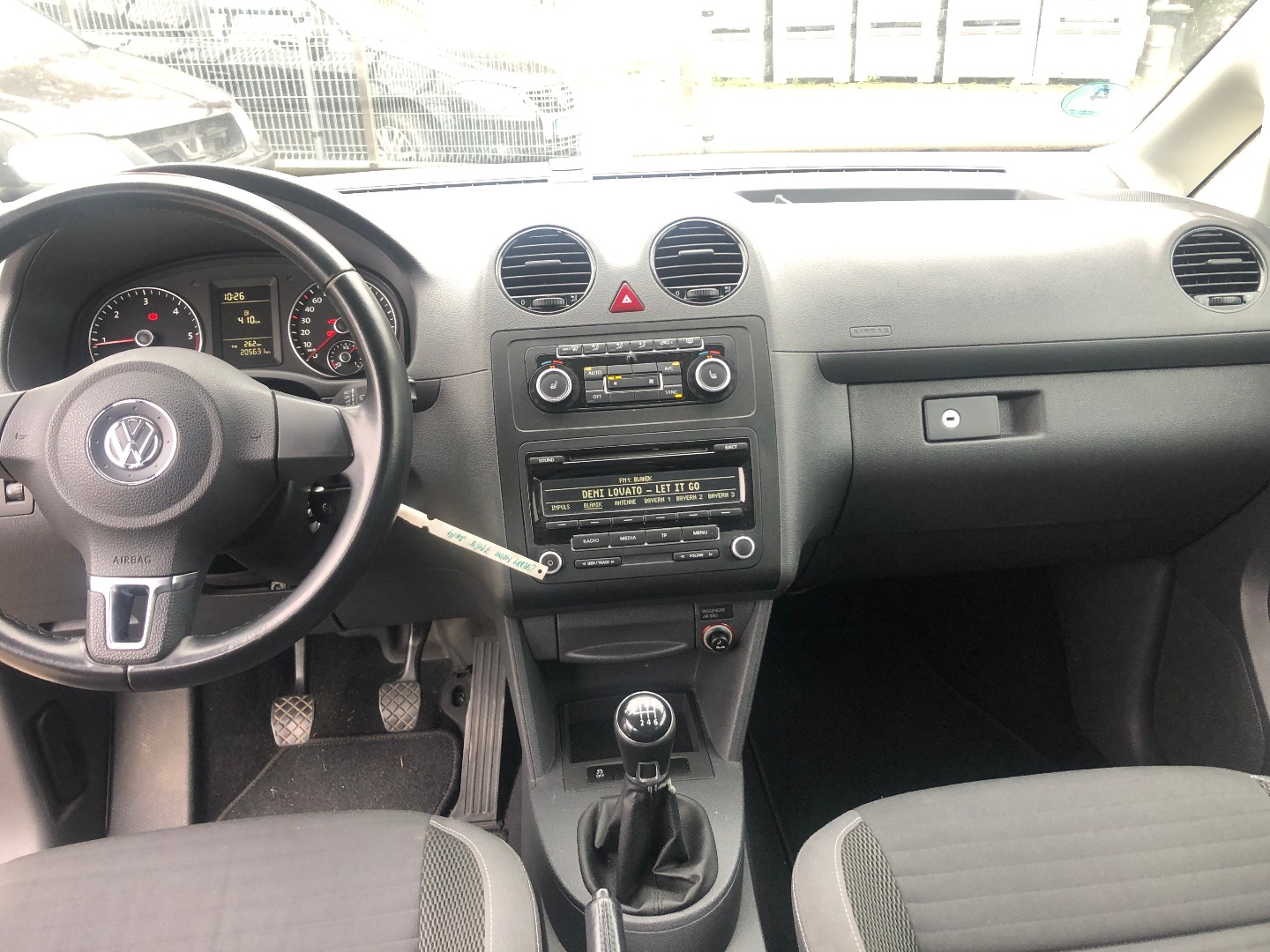  Caddy Maxi 2,0TDI 103KW 7MÍST - pohled 8