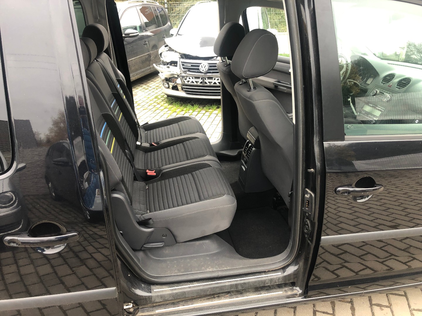  Caddy Maxi 2,0TDI 103KW 7MÍST - pohled 14
