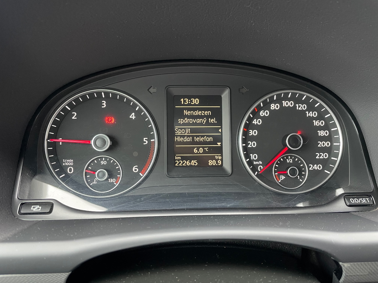 Volkswagen Touran 2,0TDI 103kW MATCH 5míst ZÁRUKA  - pohled 11