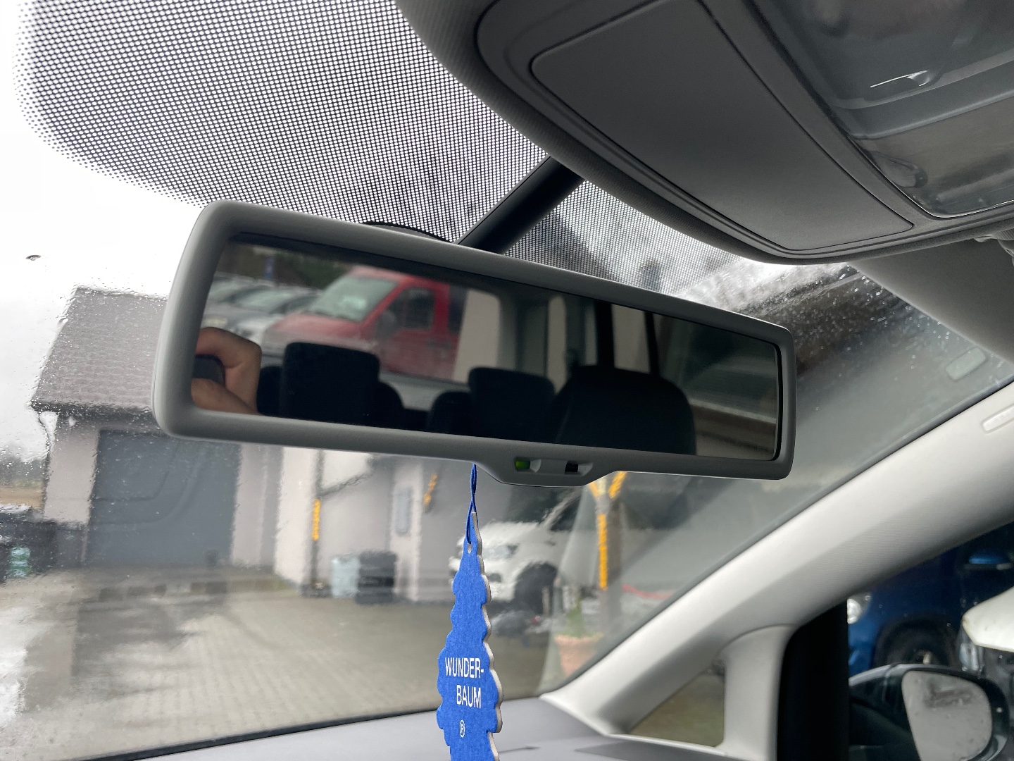 Volkswagen Touran 2,0TDI 103kW MATCH 5míst ZÁRUKA  - pohled 12