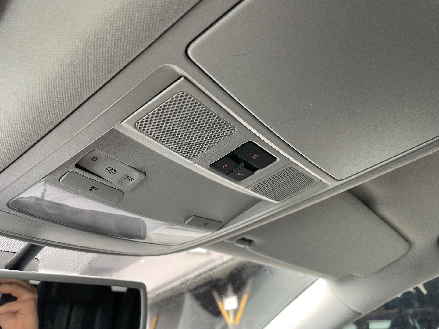 Volkswagen Touran 2,0TDI 103kW MATCH 5míst ZÁRUKA  - pohled 13