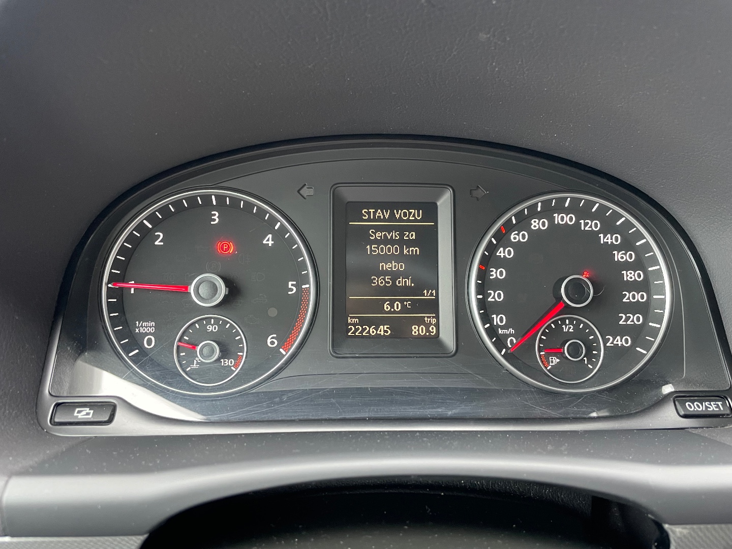 Volkswagen Touran 2,0TDI 103kW MATCH 5míst ZÁRUKA  - pohled 10