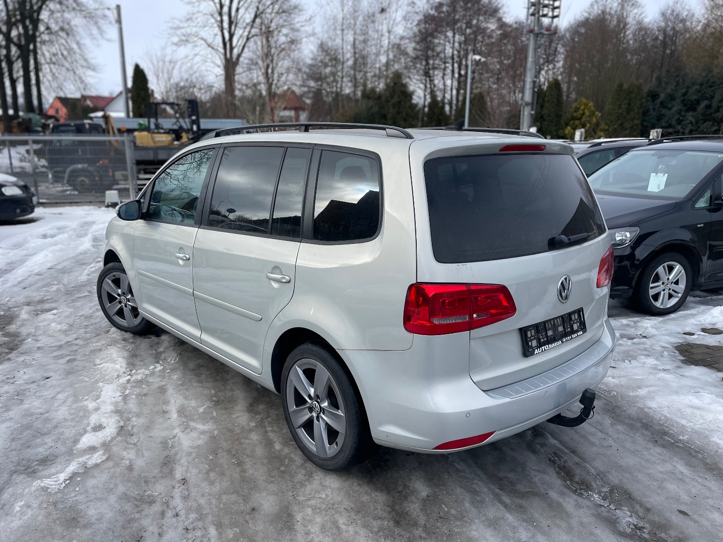 Volkswagen Touran 2,0TDI 103kW 5míst ZÁRUKA  - pohled 2