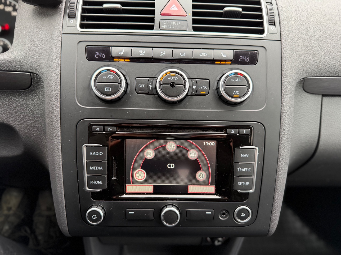 Volkswagen Touran CROSS 2,0TDi 103kW 7míst ZÁRUKA  - pohled 11