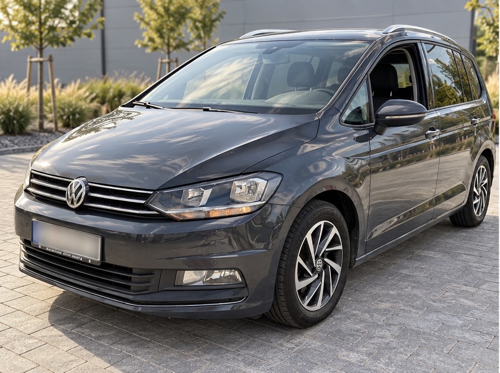 Volkswagen Touran 2,0TDI 110kW Sound DSG - AutoBukáček