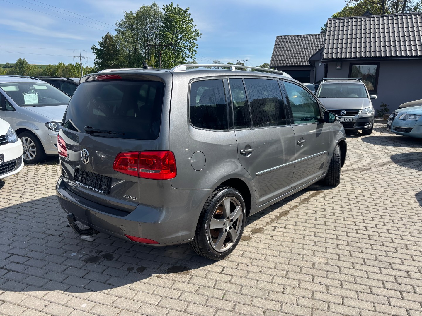 Volkswagen Touran 2.0 TDi 125 kw HIGHLINE DSG  - pohled 4