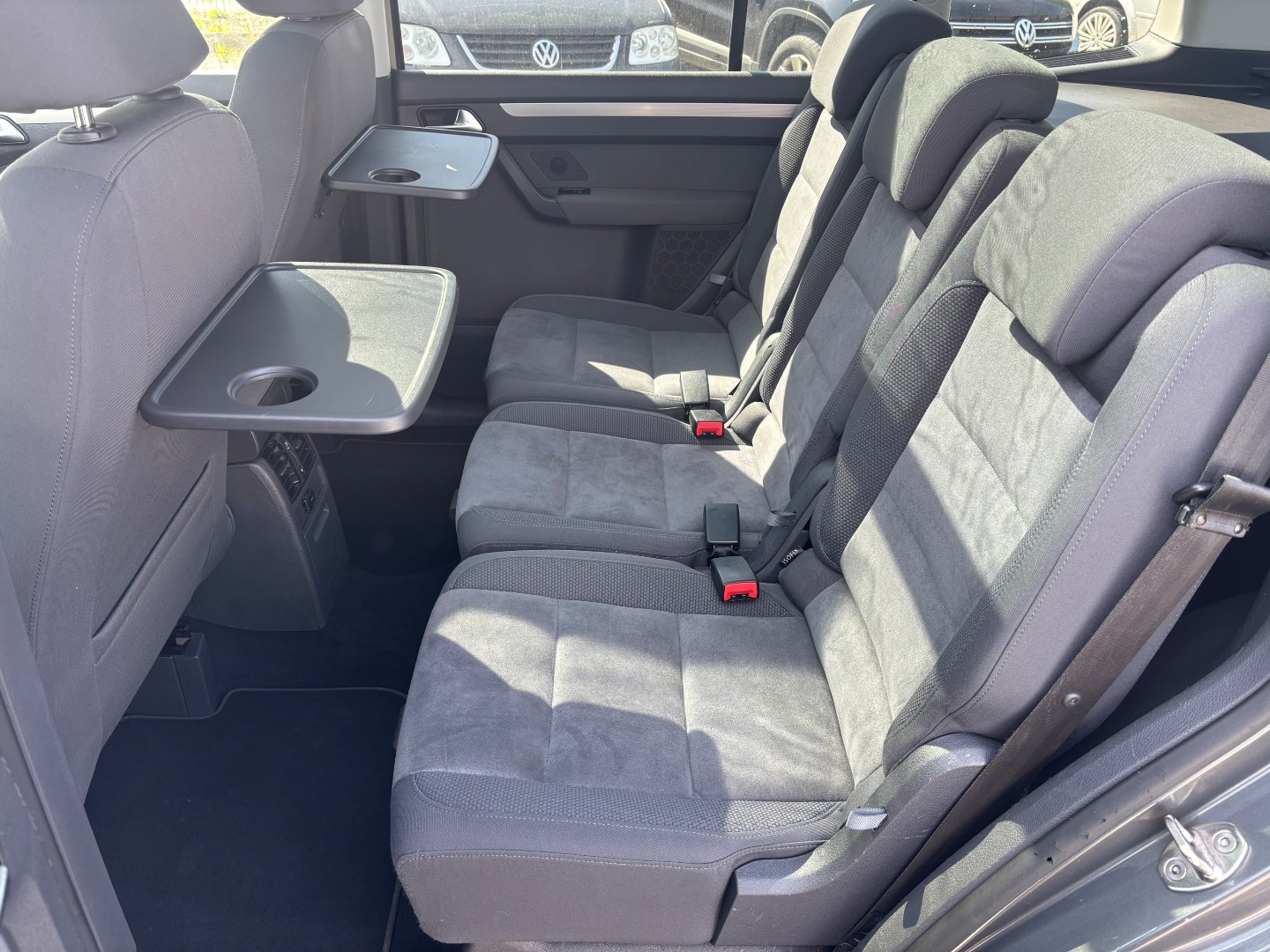 Volkswagen Touran 2.0 TDi 125 kw HIGHLINE DSG  - pohled 15