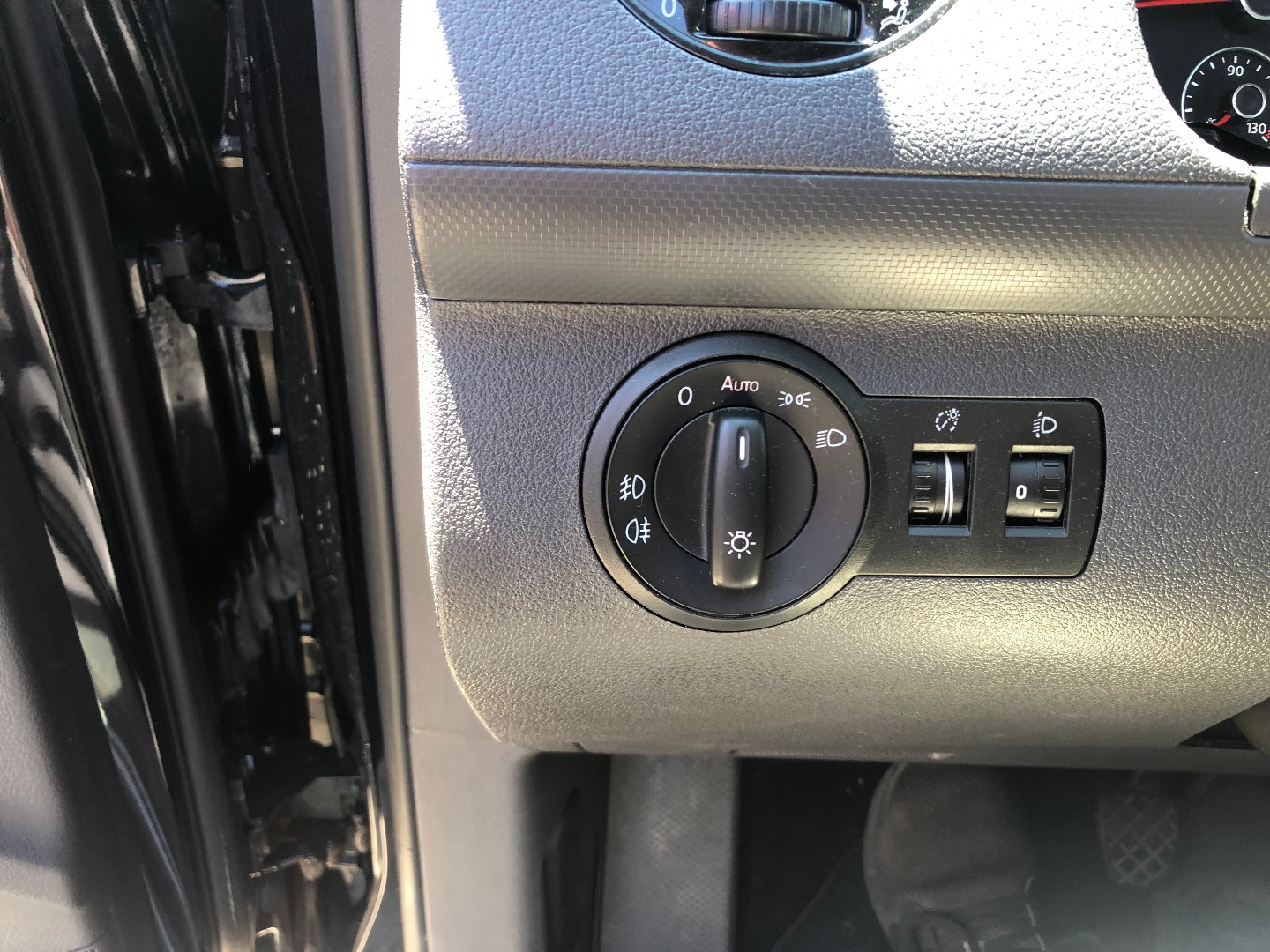 Volkswagen Caddy Maxi 2,0TDI 103KW 7MÍST - pohled 15