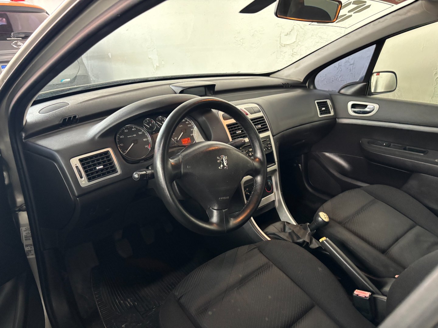Peugeot 307SD — foto 10