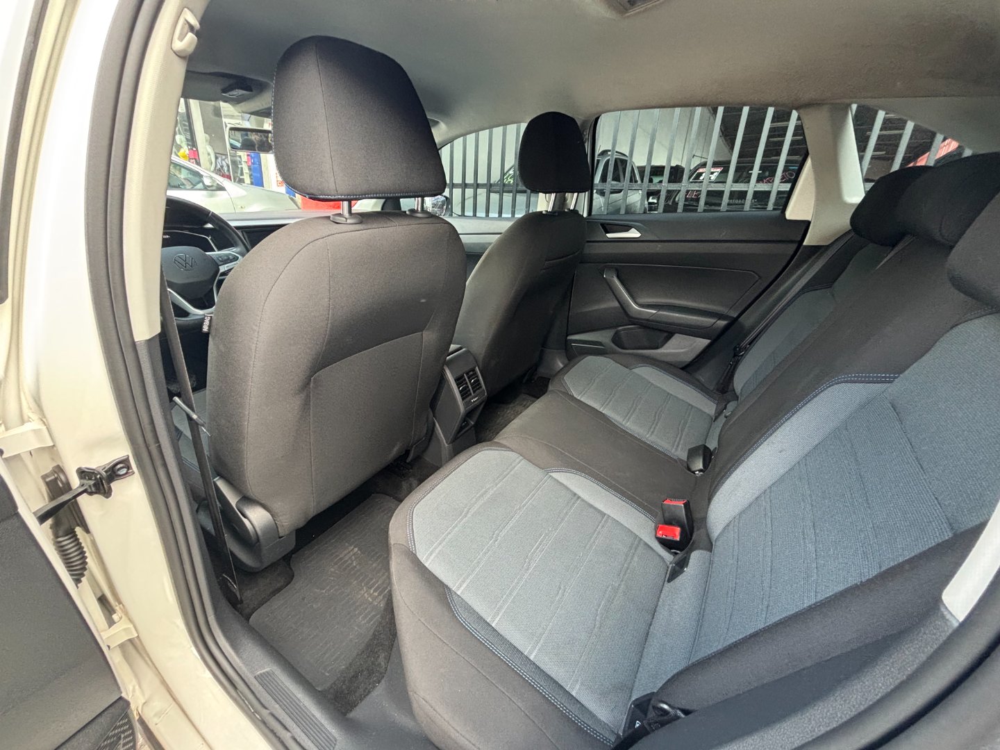 Volkswagen Nivus Sense 1.0 200 TSI Flex Aut. — foto 12