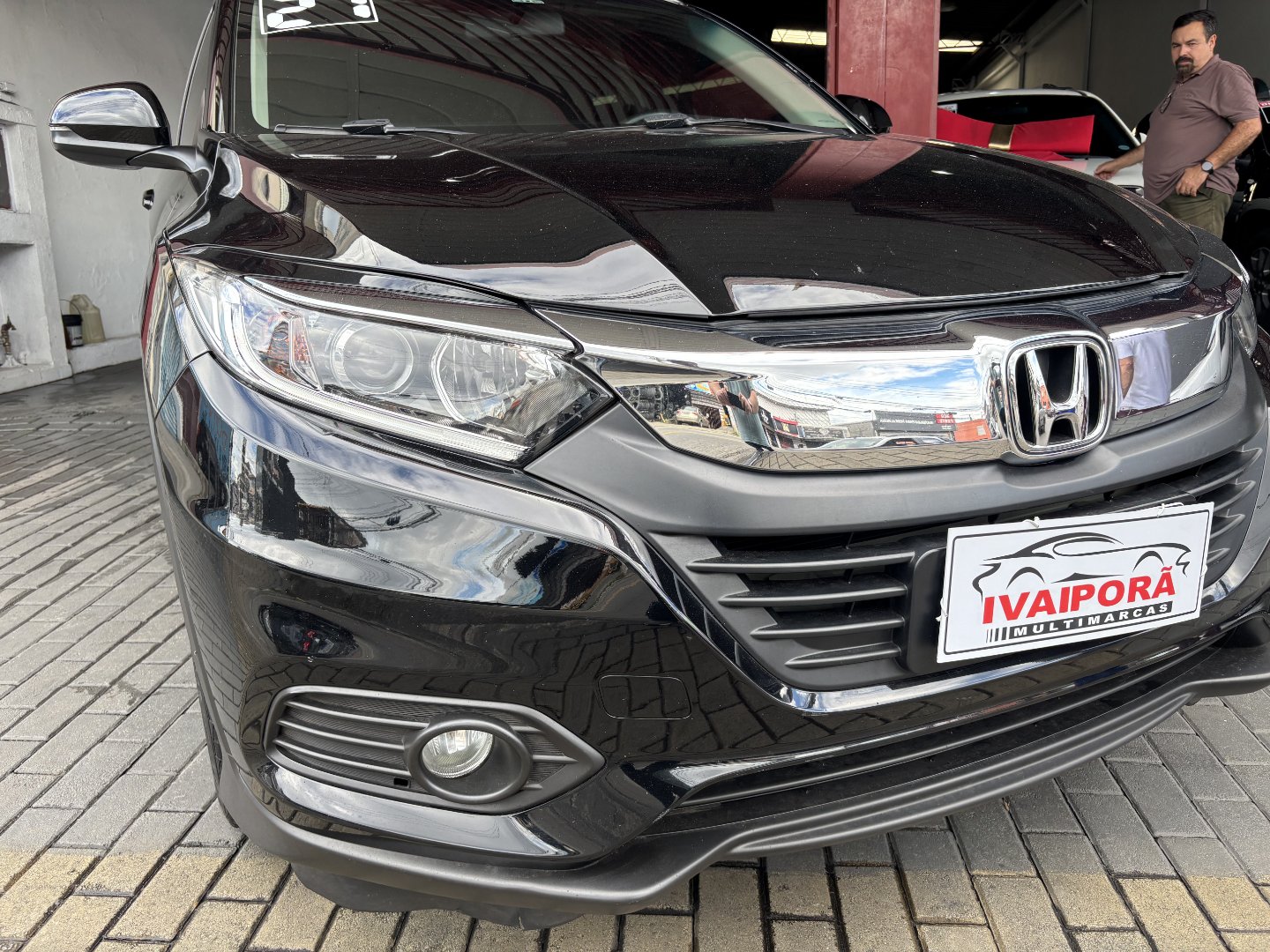 Honda HR-V Touring 1.5 Flex TB 16V 5p Aut. — foto 2