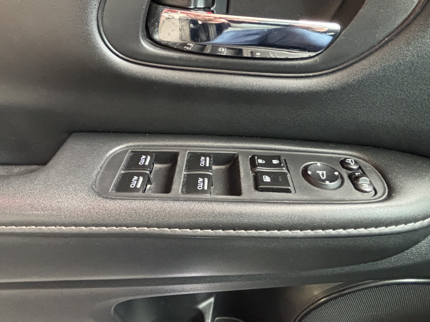 Honda HR-V Touring 1.5 Flex TB 16V 5p Aut. — foto 11