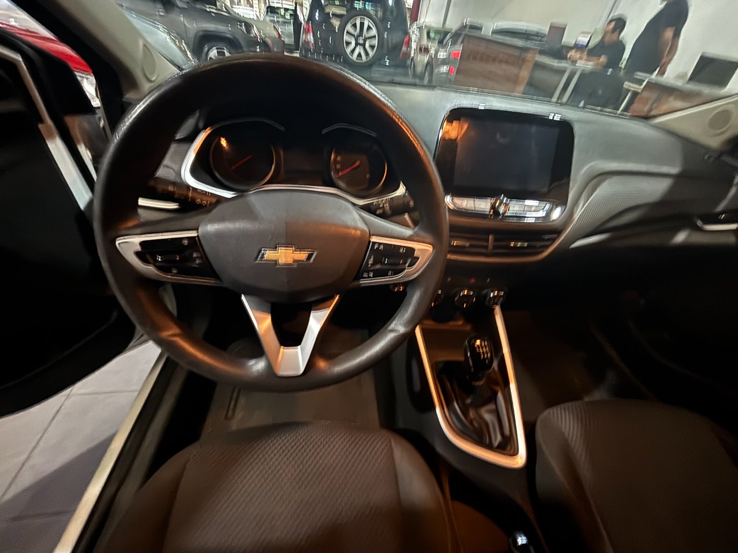 Chevrolet ONIX HATCH LT 1.0 12V TB Flex 5p Mec. — foto 12