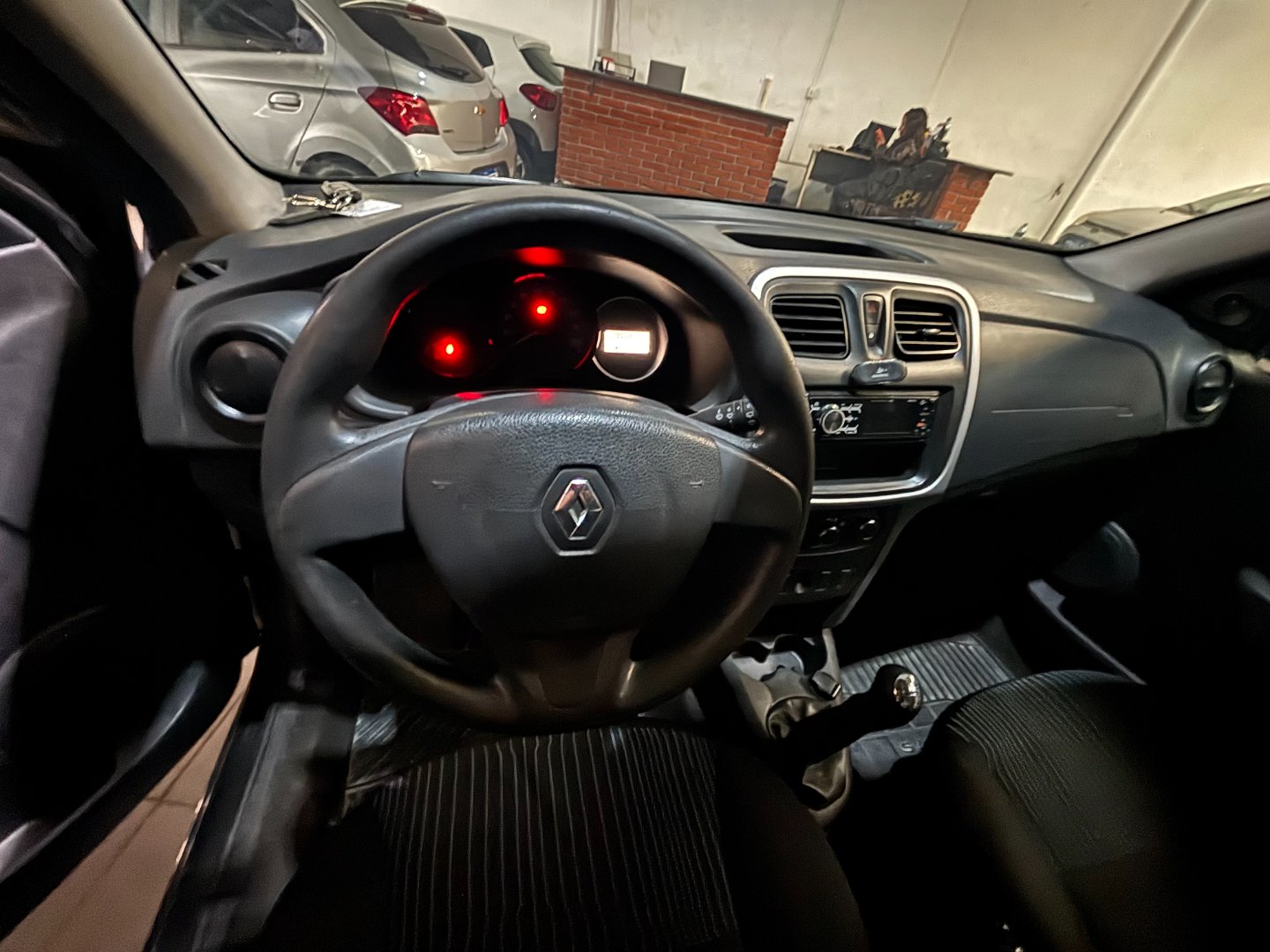 Renault SANDERO Authentique Flex 1.0 12V 5p — foto 11