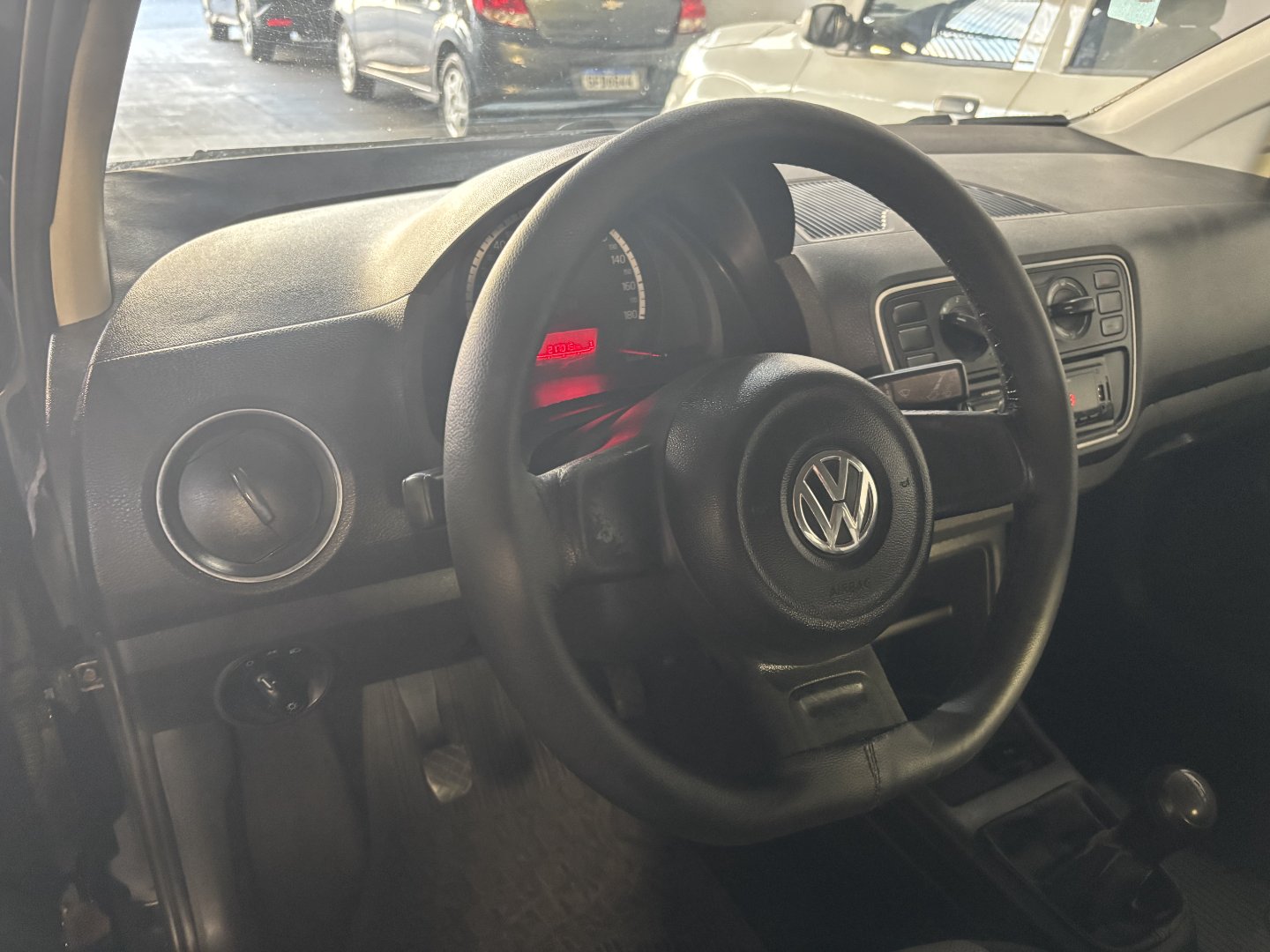 Volkswagen UP take 1.0 Total Flex 12V 5p — foto 8