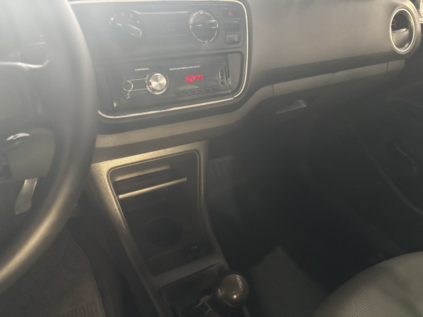 Volkswagen UP take 1.0 Total Flex 12V 5p — foto 12