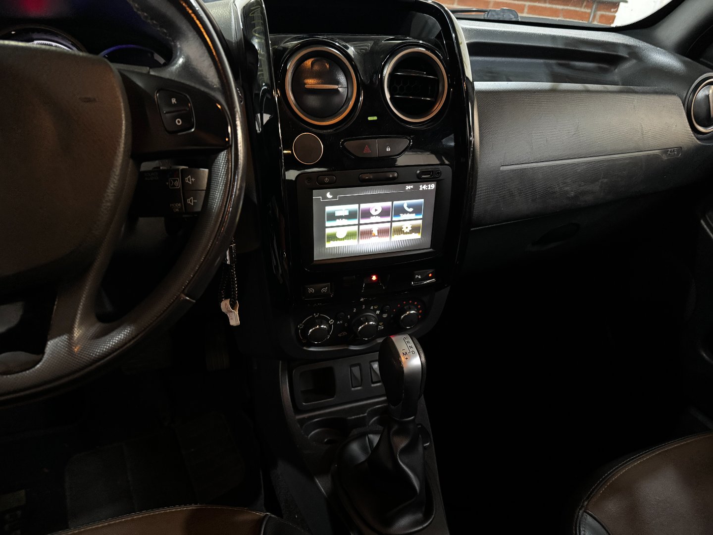 Renault DUSTER DAKAR 4x2 2.0 Hi-Flex 16V Aut. — foto 13