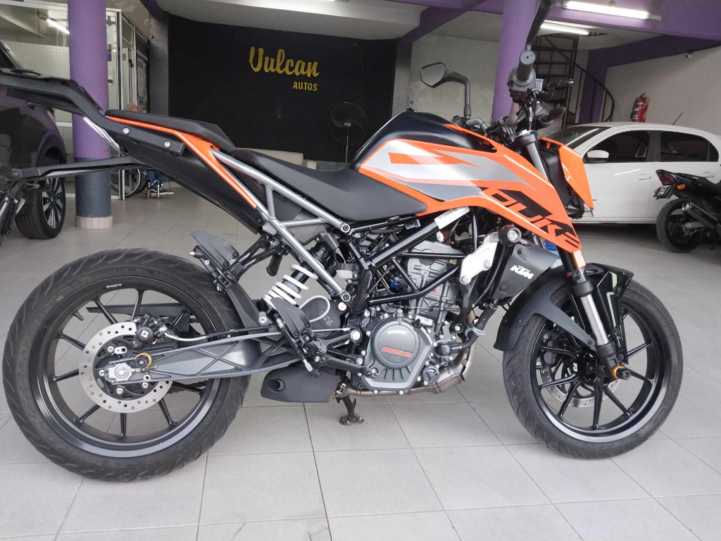 KTM Duke