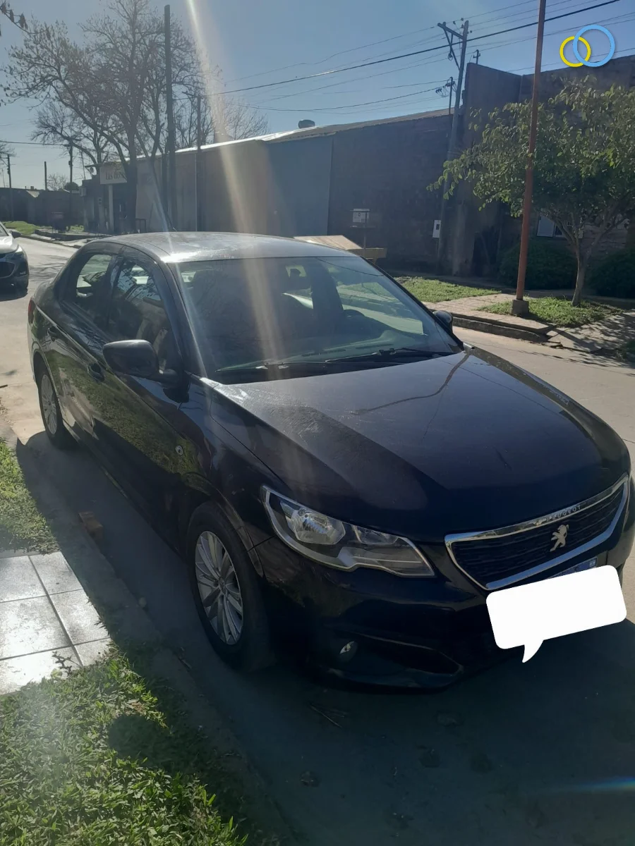Peugeot 301