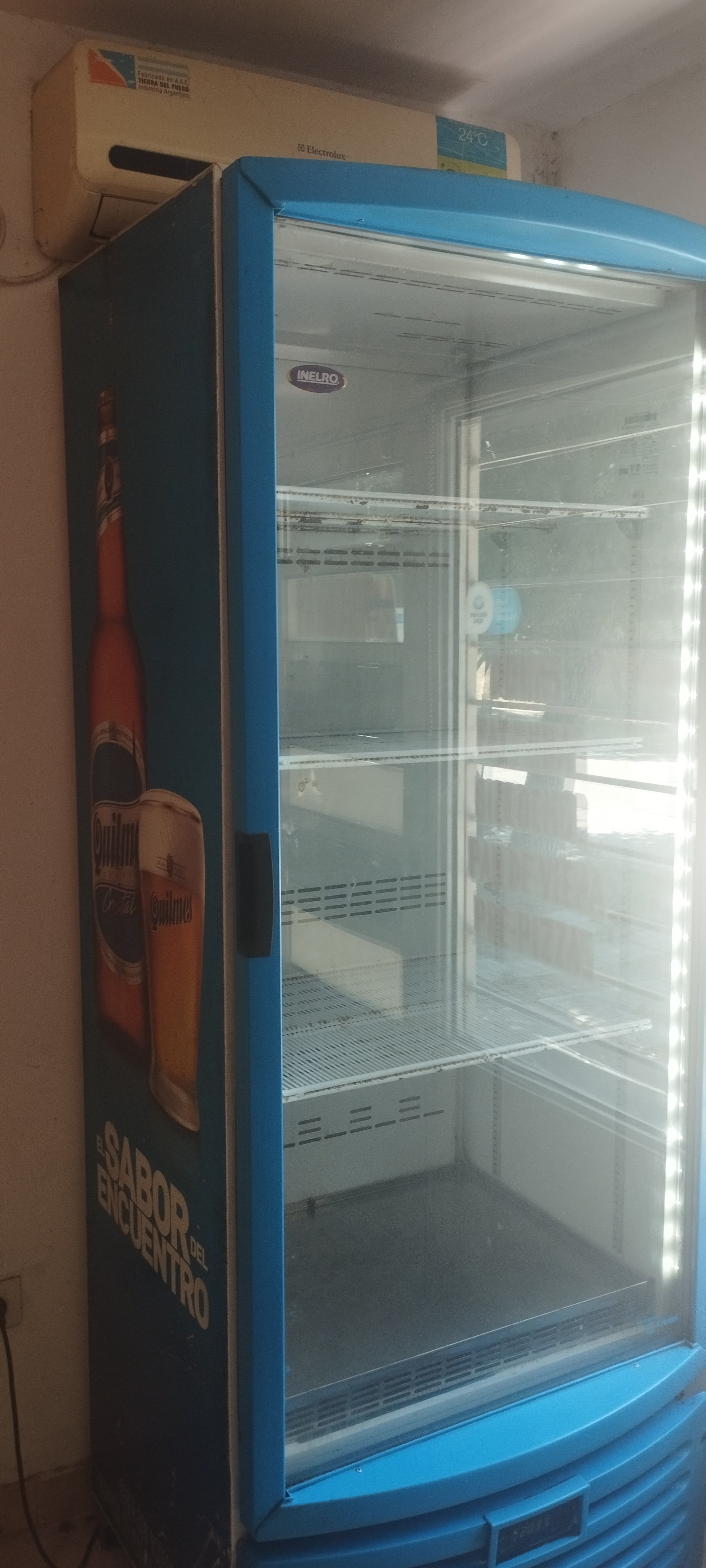 Heladera exhibidora 500L 