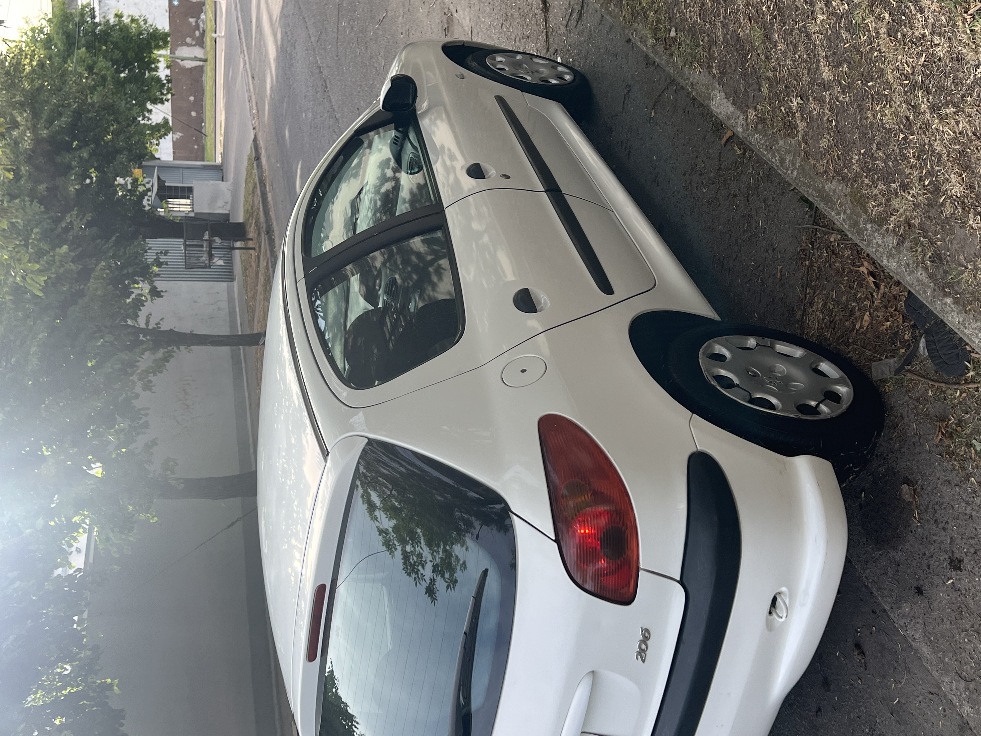 Peugeot 206 gallery 4