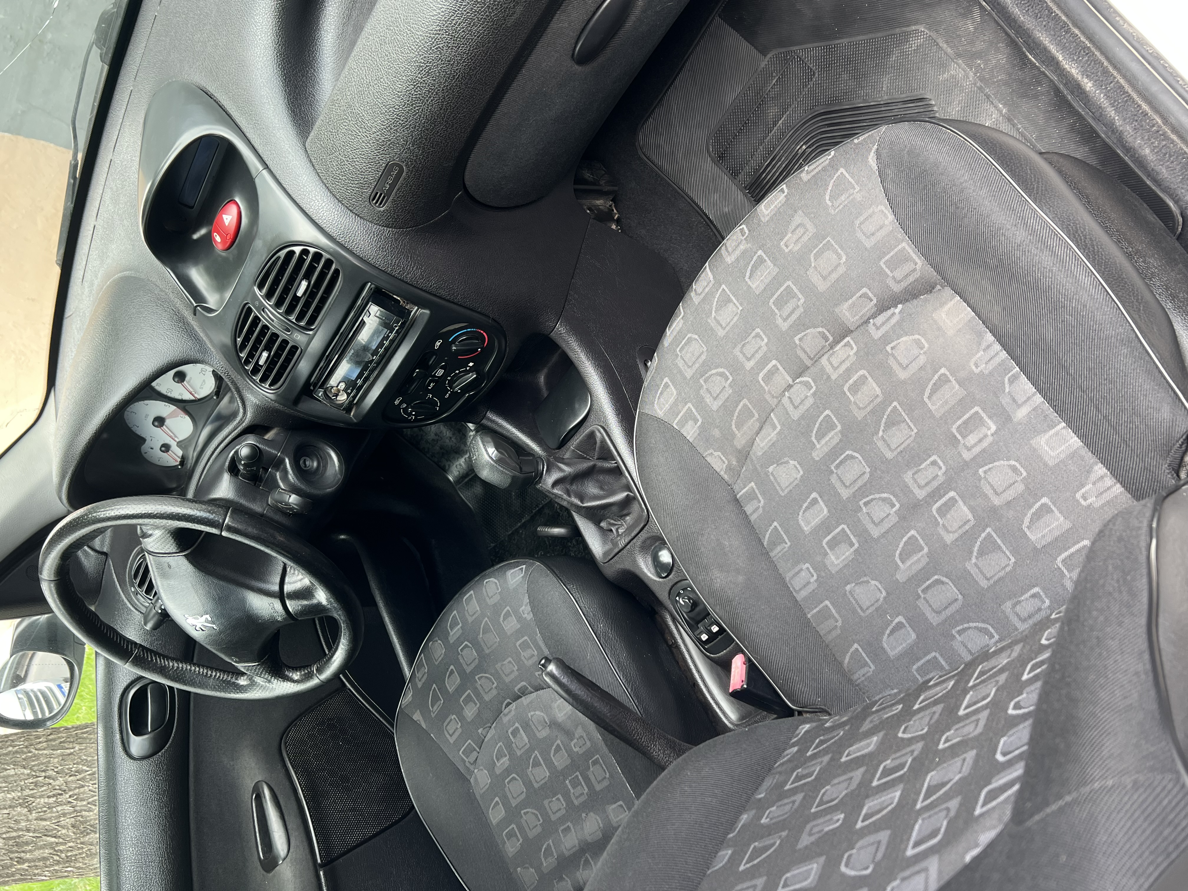 Peugeot 206 gallery 9