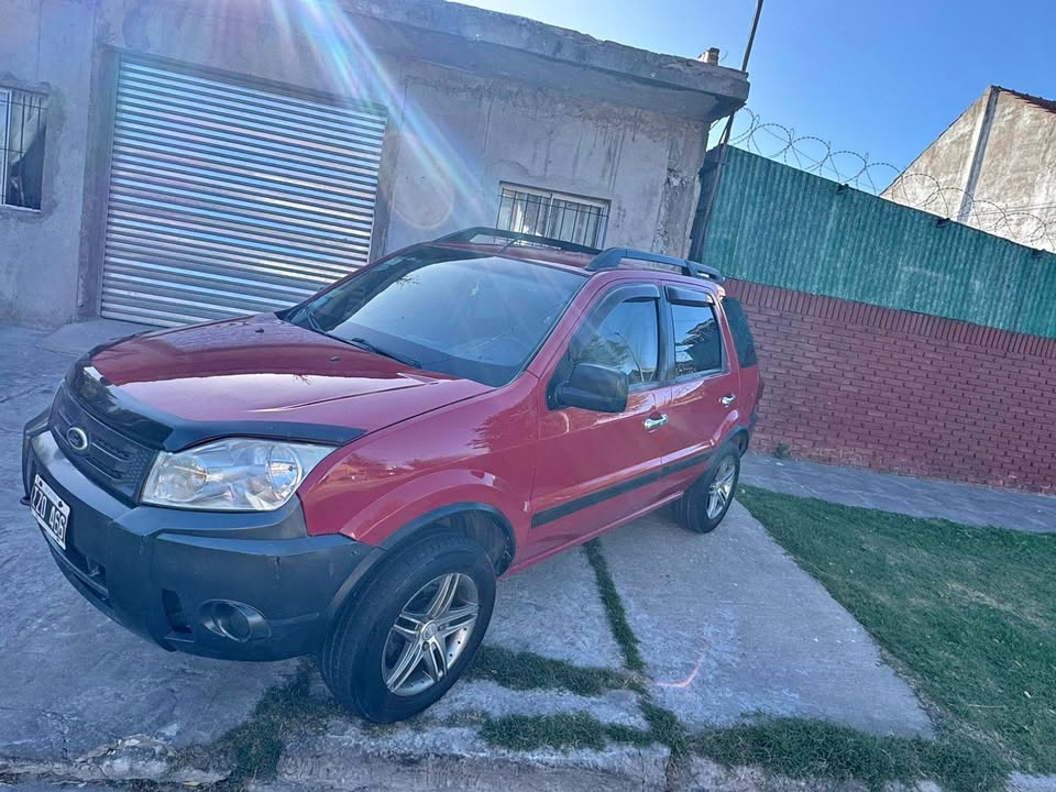Ford Eco Sport gallery 7