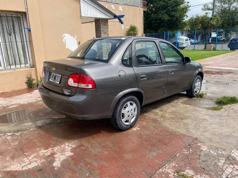 Chevrolet Corsa gallery 2