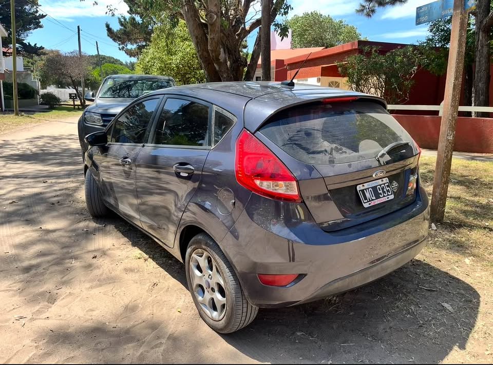Ford Fiesta gallery 5