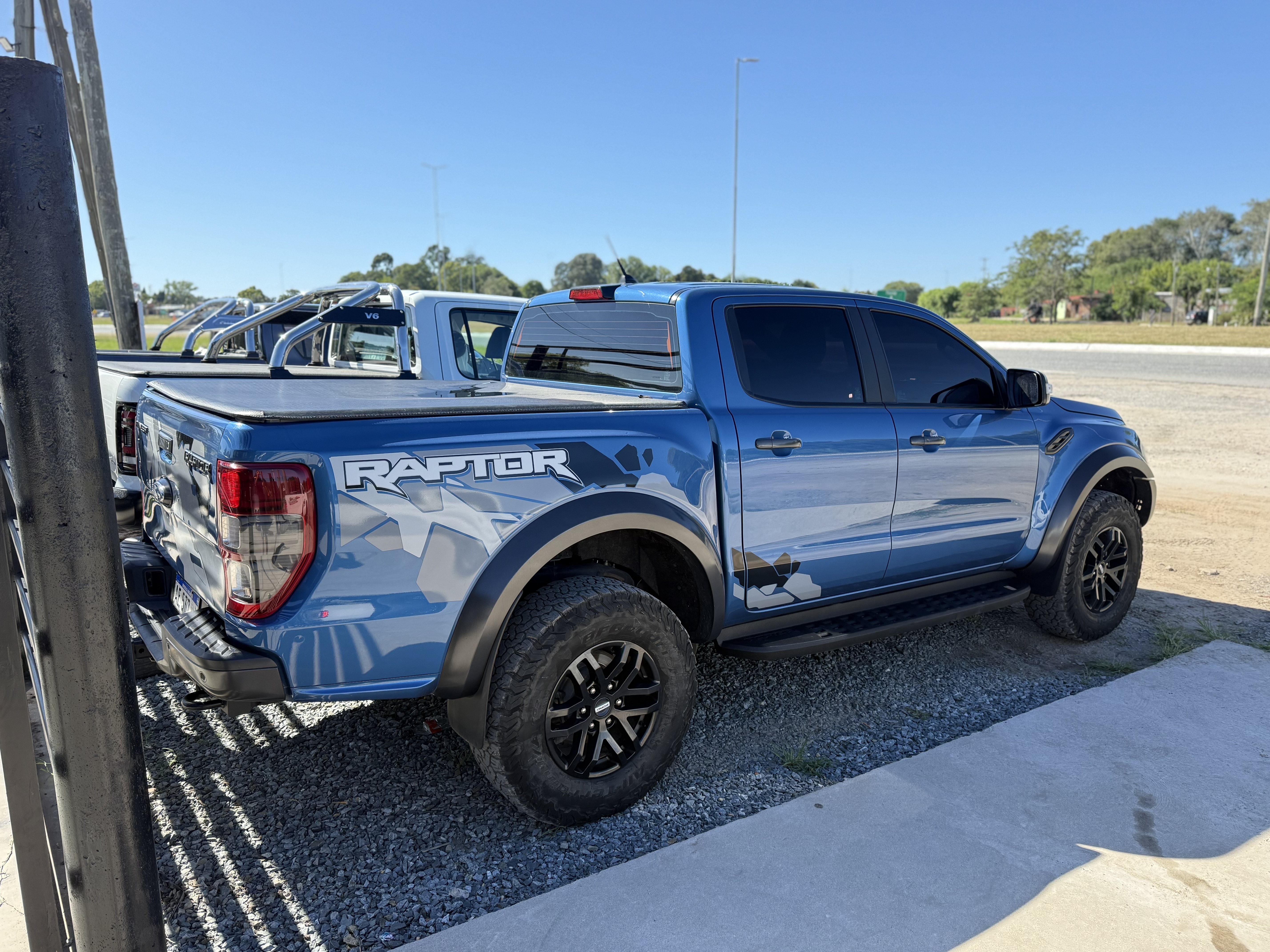 Ford Raptor gallery 3