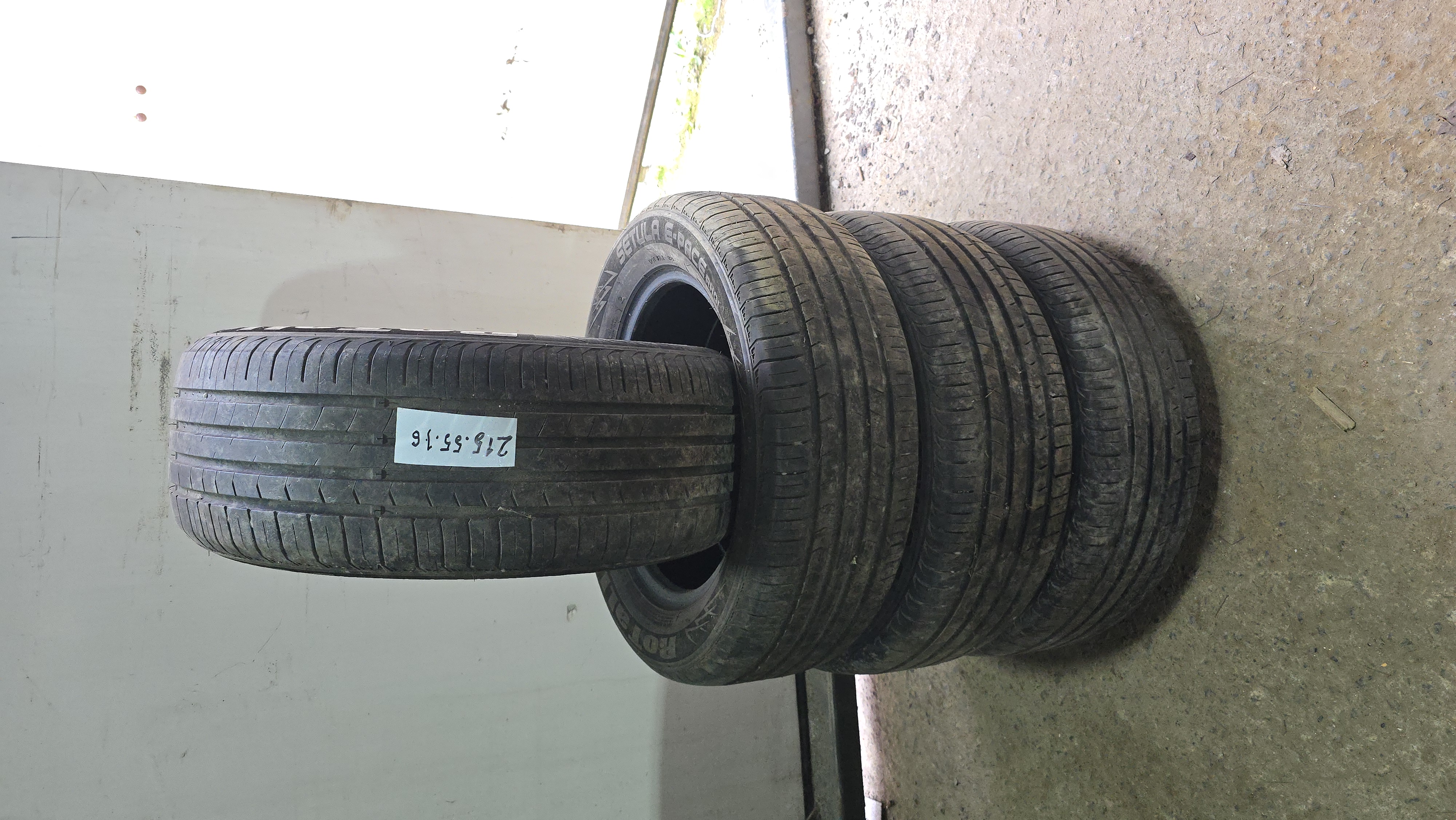 Sommardäck 215/55 R16 · Set