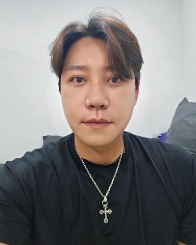 수술 7주차, 붓기 많이 빠지고 흉터 연고 열심히 바르는 중 사진 5 — 아바성형외과 기타 후기